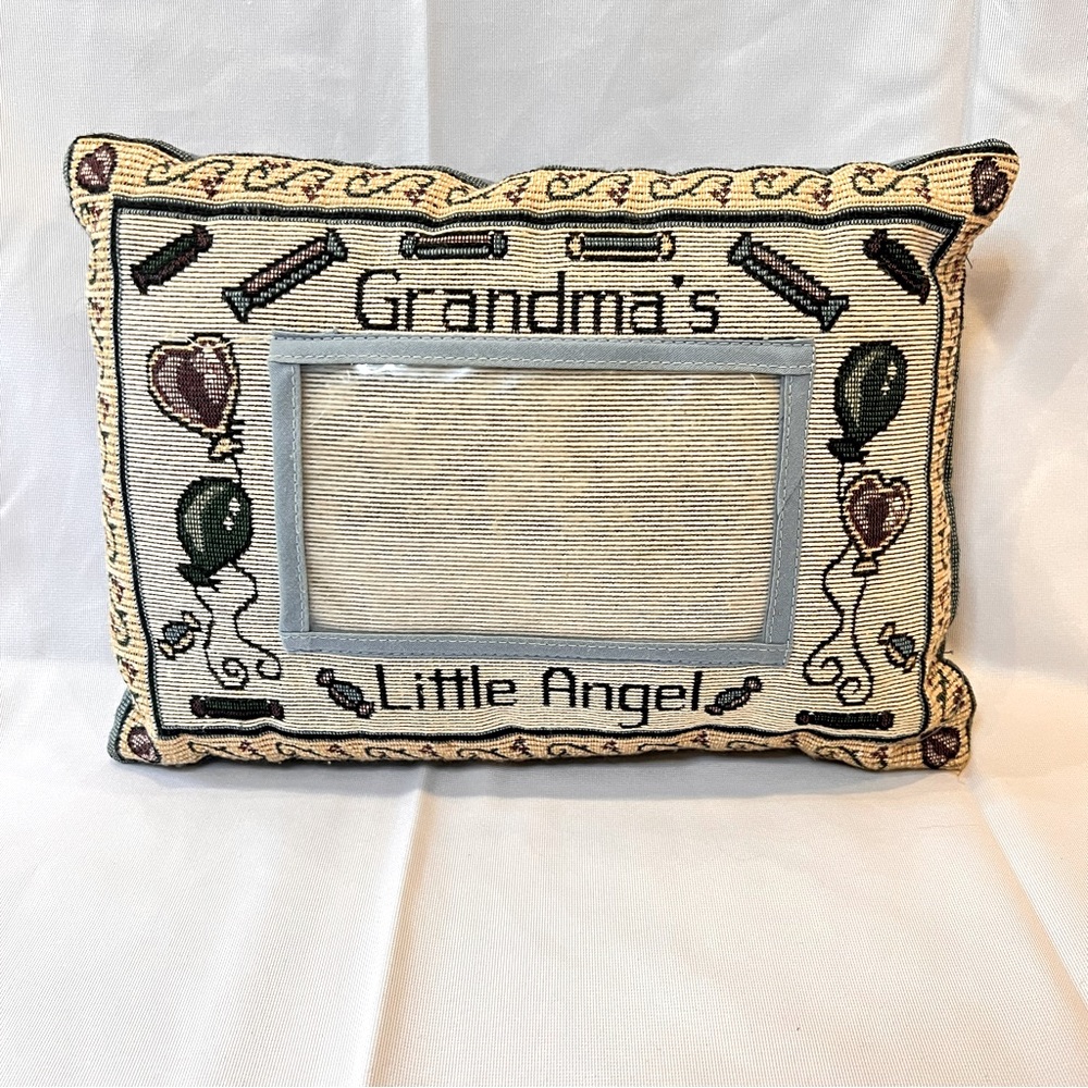 VINTAGE | Handmade grandma needlepoint decorative throw pillow
